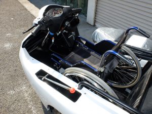 車椅子三輪バイク フリーホイールトライクス